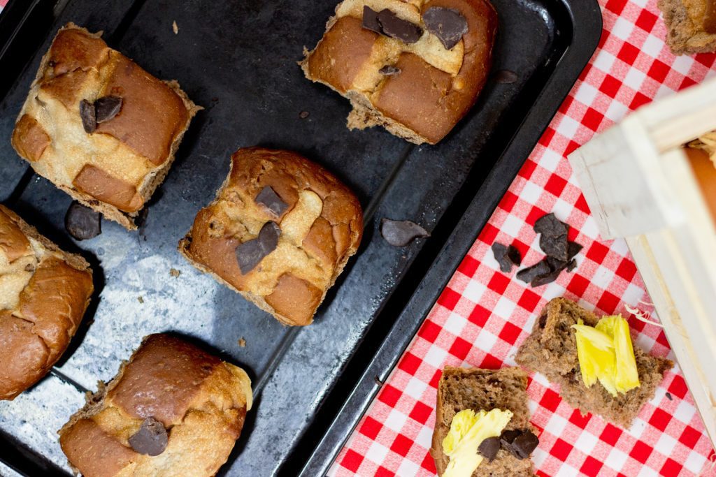 chocolate-hot-cross-buns-recipe