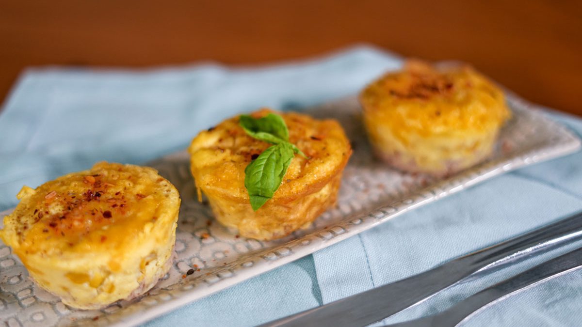 TopLay - Tuna corn tarts