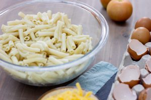 macaroni-and-cheese-ingredients